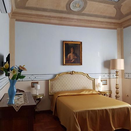 Villa Liberty Il Lauro Bed And Breakfast Pisa Bagian luar foto