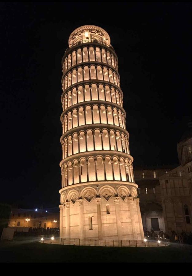 Villa Il Lauro Pisa Bagian luar foto