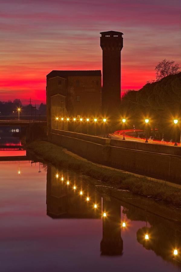 Villa Il Lauro Pisa Bagian luar foto