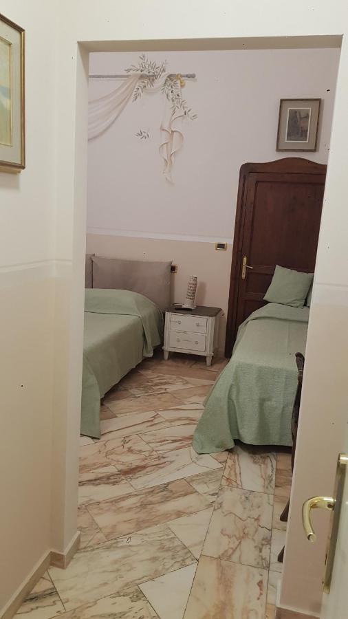 Villa Liberty Il Lauro Bed And Breakfast Pisa Bagian luar foto